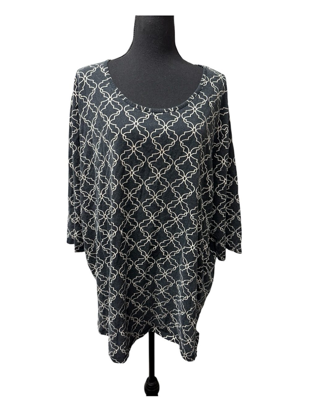 Catherines 3X Black Cream Tunic Top Geometric Print 3/4 Sleeve Plus Size